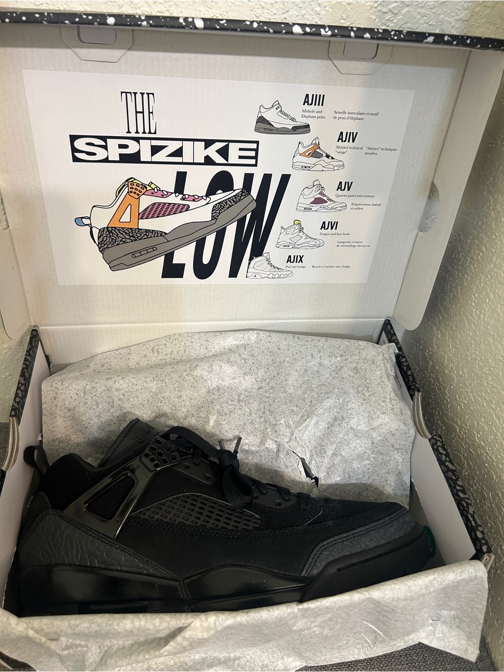 Jordan Men’s Black Spizike Low Sneakers - Picture 7 of 9